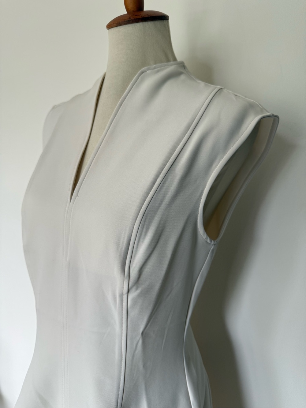Zara Cream Sleeveless V-Neck Mini Dress